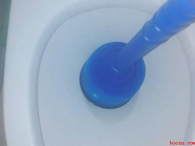 厕所被堵怎样快速疏通厕所