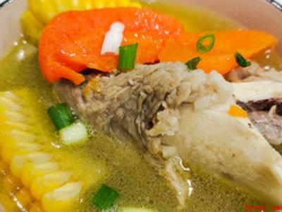 大骨汤放什么材料