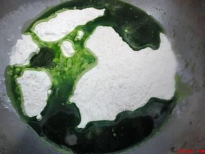 菠菜汁和面怎样才能更绿