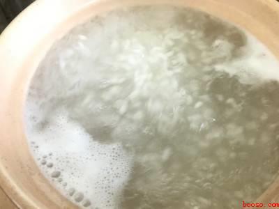 砂锅煮粥老是溢出来怎么办