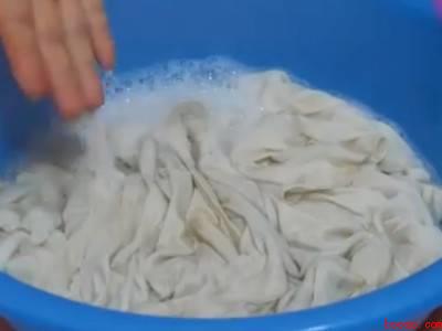 白色染色了怎么洗才能变白