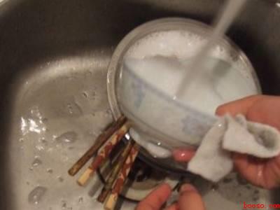 洗碗的过程(洗碗过程的具体操作步骤)