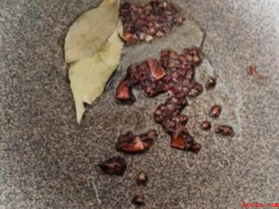 茄子肉包子怎么调馅好吃