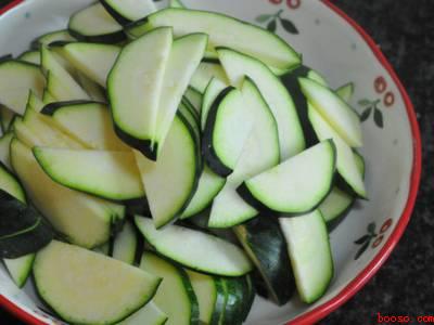 毛节瓜怎么做好吃（毛节瓜怎么做好吃共5个步骤）