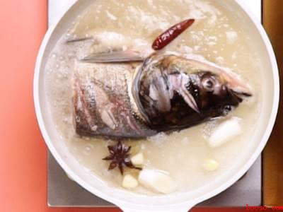 鲢鱼头怎么做好吃又简单