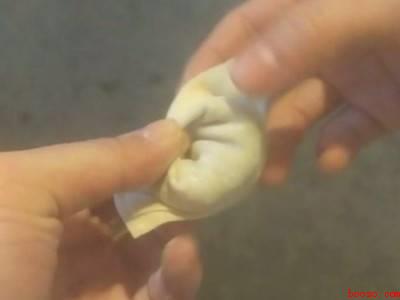 方皮怎么包饺子