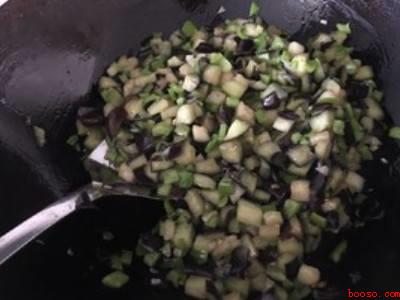 青椒茄子馅怎么调好吃