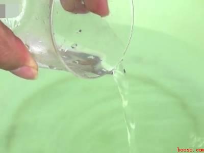 漂水把衣服漂红怎么办