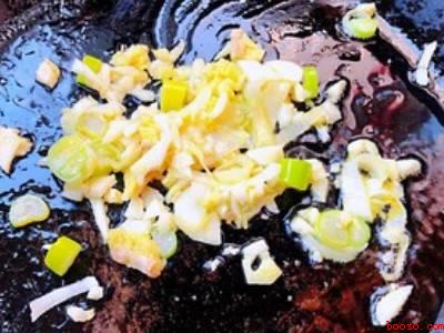 腌制的腊鹅怎么做好吃（腌制的腊鹅怎么做好吃共有五步）