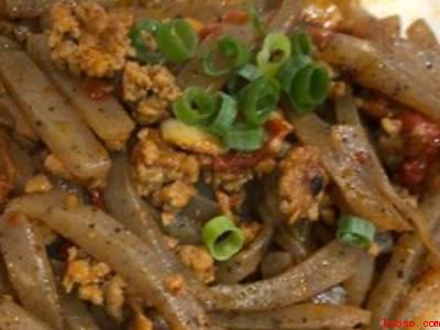 魔芋豆腐是什么做的（魔芋豆腐是什么做的具体操作步骤）