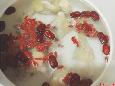 怎么炖鸡汤好喝又不腥