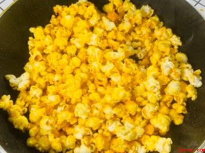 爆米花怎么上焦糖