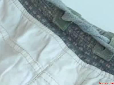 裤子上的绳子怎么打结方法