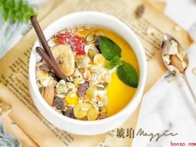 燕麦片配酸奶怎么吃