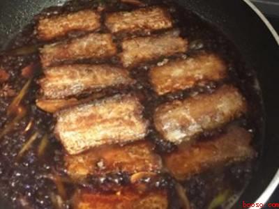 带鱼怎么做好吃又简单红烧带鱼（红烧带鱼怎么做好吃又简单）