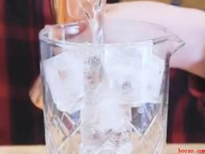 干马天尼鸡尾酒配方