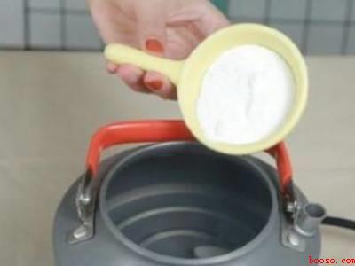 李子汁弄白色衣服上怎么办