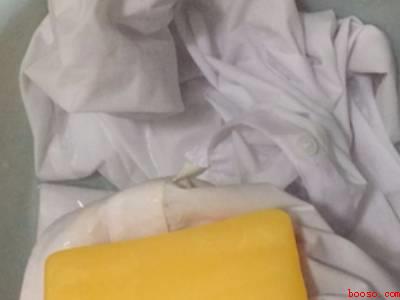 衬衫领子立起来小妙招