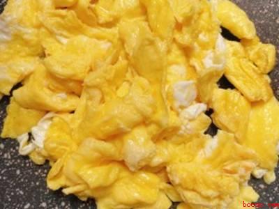 黄瓜炒什么（黄瓜炒什么具体操作步骤）