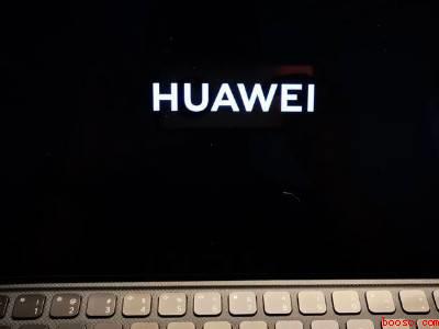 电脑开机显示器黑屏怎么回事