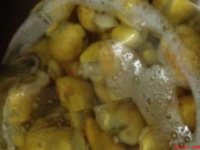 黄皮核泡酒制作方法和配方