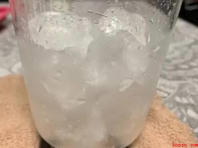 冰块怎么取出来