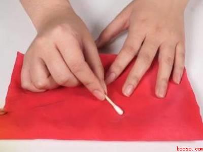 t恤衫上的胶印图案怎么去掉