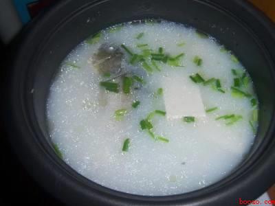 鱼汤怎么吃