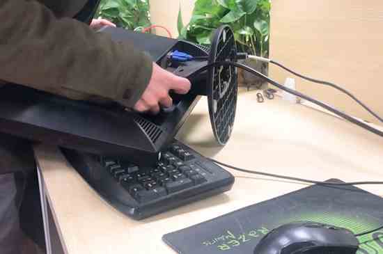 电脑显示屏不亮但是主机已开机(电脑显示屏不不亮的处理方法)