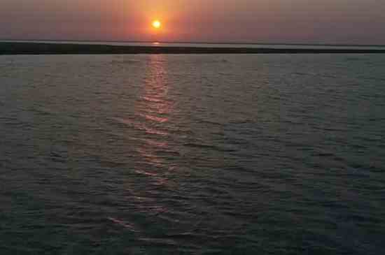 南昌有什么好玩的地方(南昌好玩的地方有滕王阁、鄱阳湖、秋水广场、八一广场等众多游玩)