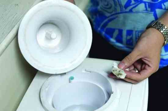 如何清洗饮水机内部