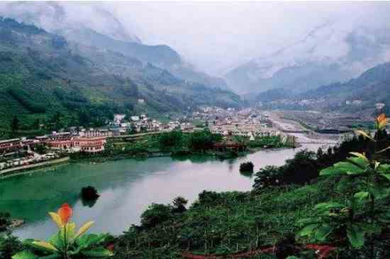 汶川属于哪个市