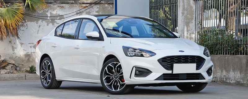 福特福克斯RS多少钱(2018款福克斯RS运动版和赛道版)