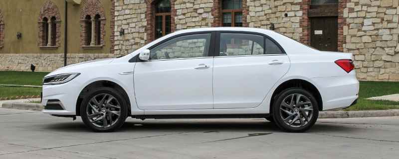 铃木swift是什么车(铃木swift这一款车的中文名叫雨燕)