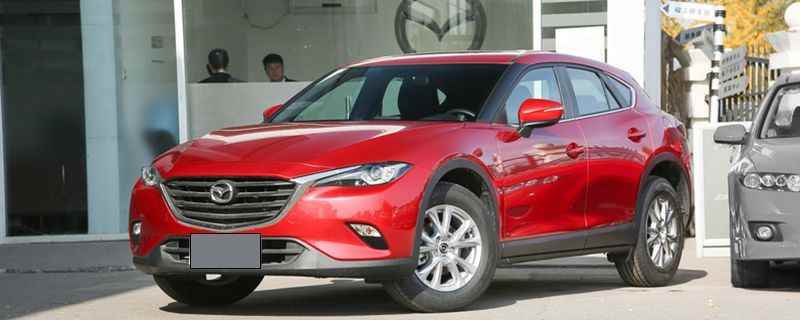 新车一般多久保养一次(汽车换机油应以行驶里程更换的)