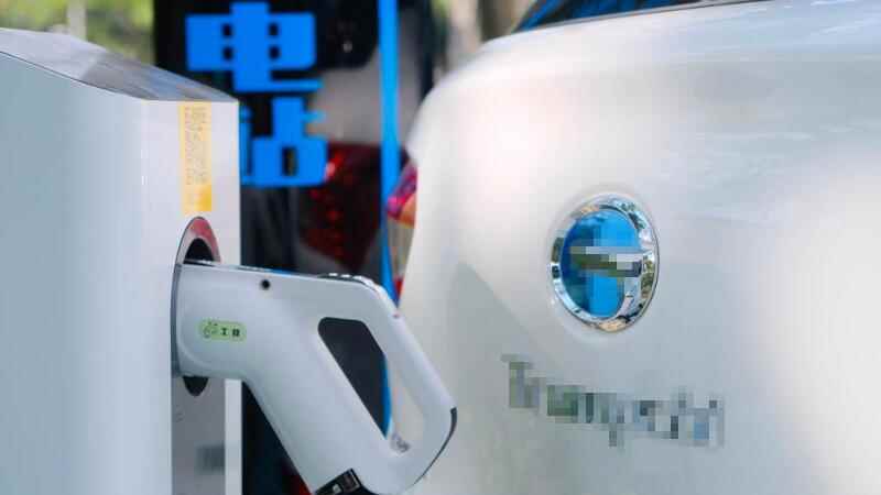 电动汽车充电桩220和380区别(秒行VR2LG21169)