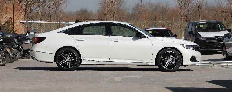 本田雅阁六代有多重(本田雅阁六代重量为1495kg)