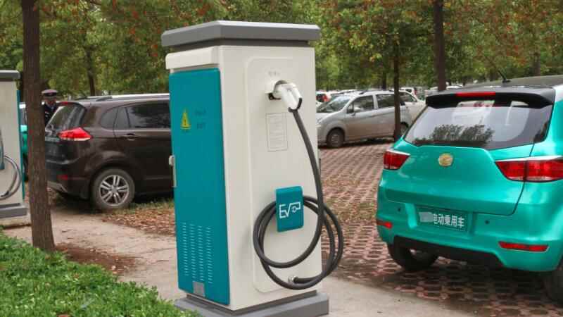 电动汽车充电桩220和380区别(秒行VR2LG21169)