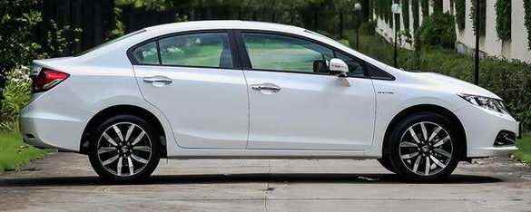 第八代思域是哪年出的(东风本田思域换挡比较平顺 档位清晰)