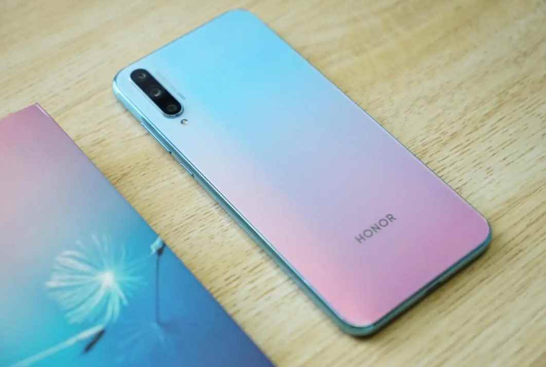 华为yal-al00是什么型号手机(HarmonyOS 2.0.230 华为yal)