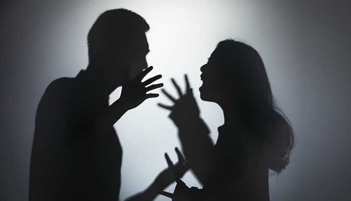 梦见和好姐妹吵架是代表什么(不同的人梦见与姐妹吵架)