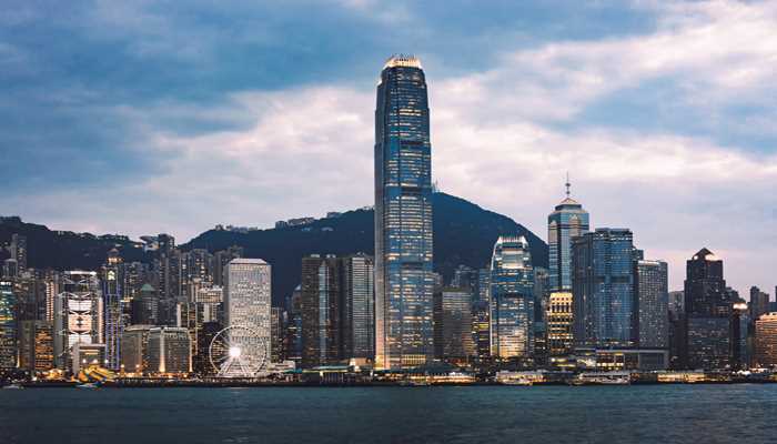 香港割让给英国是哪一年(香港割让给英国是在1842年)