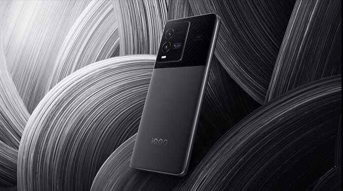 iqoo10是曲面屏吗