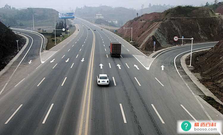 车辆在高速公路匝道上可以停车吗