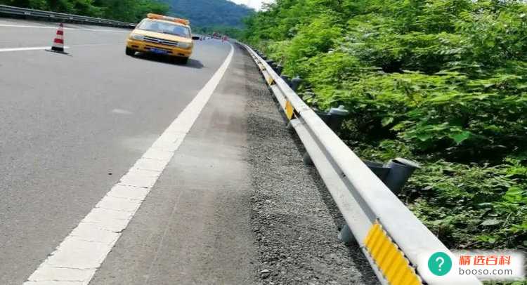 土路肩与硬路肩的区别是什么