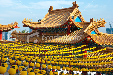 中国历史上什么时候会挂黄灯笼，黄灯笼有什么象征意义？