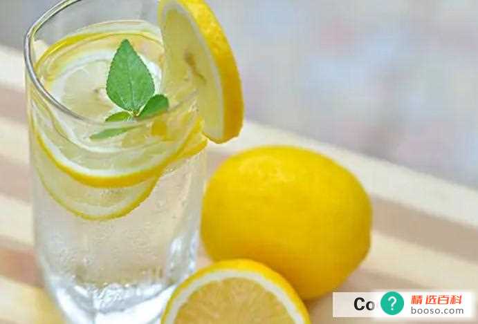 烧水壶有水垢的处理方式(如何去除烧水壶里面的水垢)