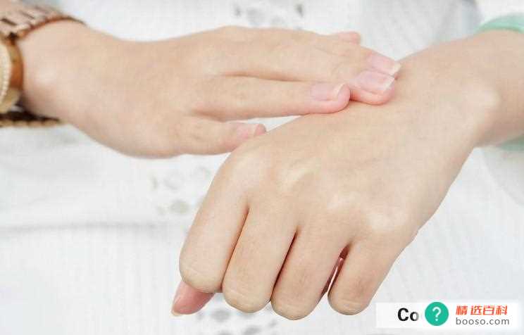 手掌蜕皮可以怎么缓解(手掌蜕皮的注意事项)