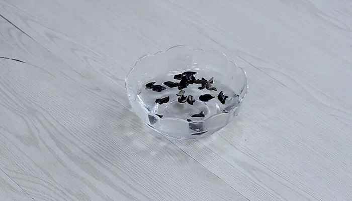 凉拌凉薯的做法(黑木耳的做法)