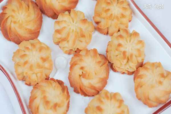 传统曲奇饼干的做法(家常版曲奇饼干的做法)